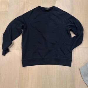 H&M Men's Dark Navy Crewneck Sweater